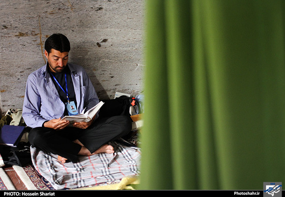 گزارش تصویری | آیین معنوی اعتکاف در حرم مطهر رضوی | عکاس : حسین شریعت