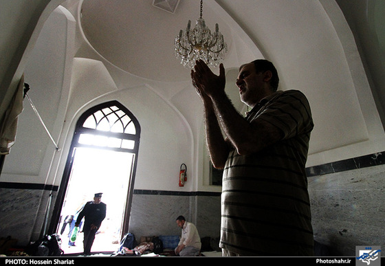 گزارش تصویری | آیین معنوی اعتکاف در حرم مطهر رضوی | عکاس : حسین شریعت