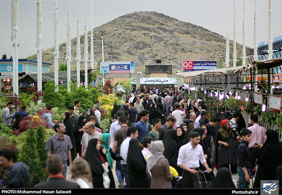 گزارش تصویری | چهاردهمین نمایشگاه بین المللی گل و گیاه، ابزار و ادوات باغبانی مشهد | عکاس : محمد حسن صلواتی