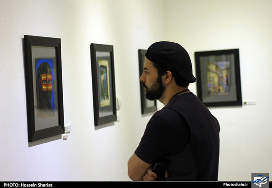 گزارش  تصویری | "دو نفر و نصفی" نمایشگاه کارتون های رضا جنگی | عکس : حسین شریعت