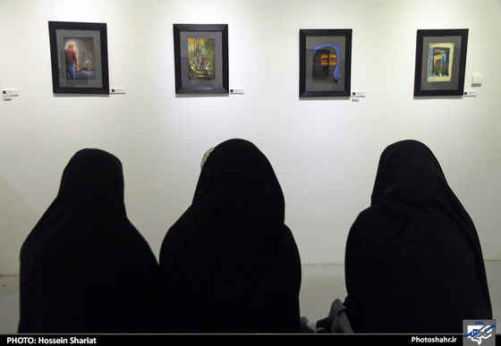 گزارش  تصویری | "دو نفر و نصفی" نمایشگاه کارتون های رضا جنگی | عکس : حسین شریعت