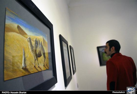 گزارش  تصویری | "دو نفر و نصفی" نمایشگاه کارتون های رضا جنگی | عکس : حسین شریعت