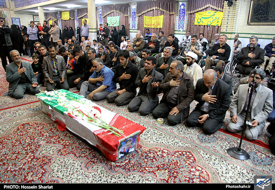 گزارش تصویری | تشییع و خاکسپاری شهید غلامرضا علیزاده | عکس : حسین شریعت