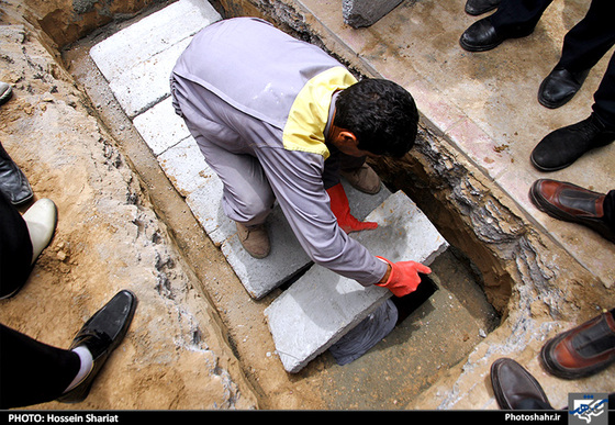 گزارش تصویری | تشییع و خاکسپاری شهید غلامرضا علیزاده | عکس : حسین شریعت