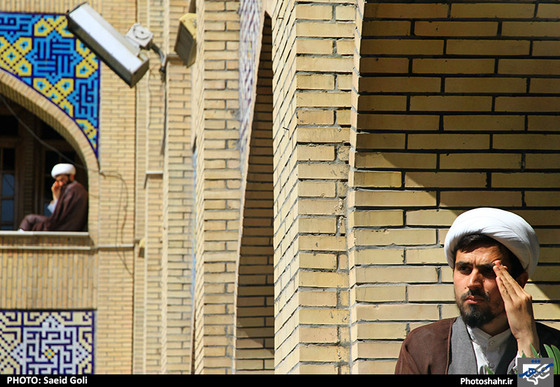 گزارش تصویری | تجمع علما و طلاب حوزه های علمیه مشهد در اعتراض به حکم اعدام شیخ نمر | عکاس : سعید گلی