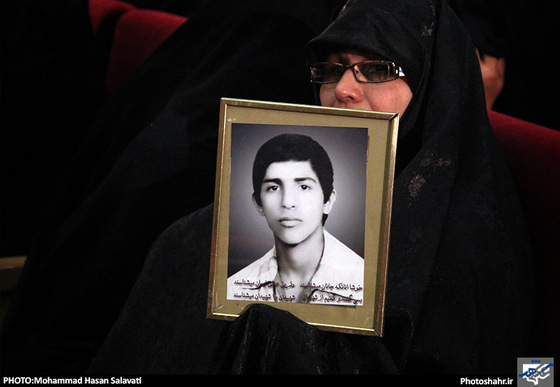 گزارش تصویری | "رسالت زینبی"،اولین گردهمایی خواهران شهدا  | عکاس : محمد حسن صلواتی