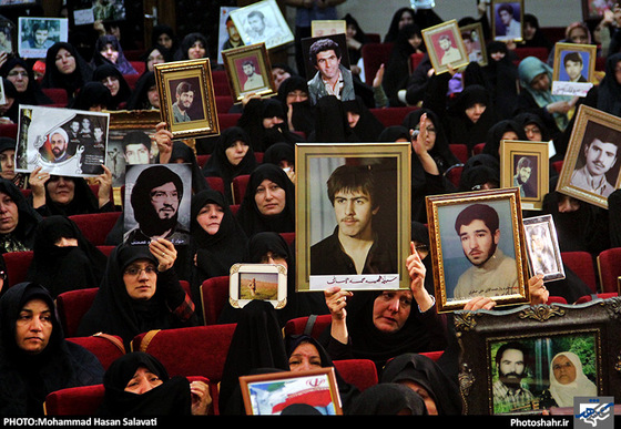 گزارش تصویری | "رسالت زینبی"،اولین گردهمایی خواهران شهدا  | عکاس : محمد حسن صلواتی