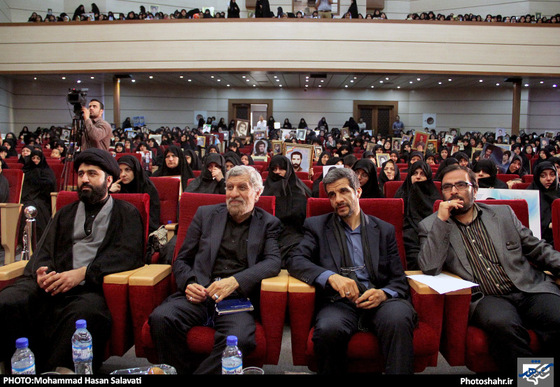 گزارش تصویری | "رسالت زینبی"،اولین گردهمایی خواهران شهدا  | عکاس : محمد حسن صلواتی