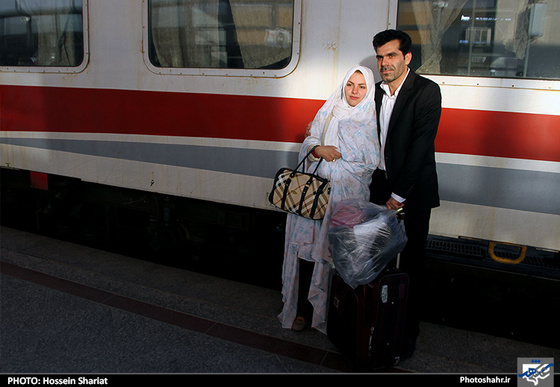 گزارش تصویری |  ورود 600 زوج دانشجو به مشهد مقدس | عکس : حسین شریعت