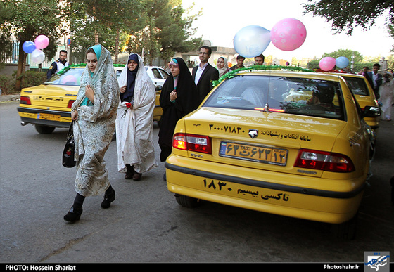 گزارش تصویری |  ورود 600 زوج دانشجو به مشهد مقدس | عکس : حسین شریعت