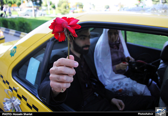 گزارش تصویری |  ورود 600 زوج دانشجو به مشهد مقدس | عکس : حسین شریعت