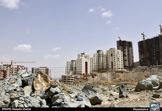 گزارش تصویری | آخرین وضعیت ساخت و سازهای غیر متعارف در ارتفاعات جنوبی مشهد | عکس : حسین شریعت | شهرآرا
