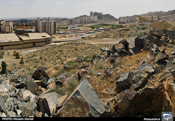 گزارش تصویری | آخرین وضعیت ساخت و سازهای غیر متعارف در ارتفاعات جنوبی مشهد | عکس : حسین شریعت | شهرآرا