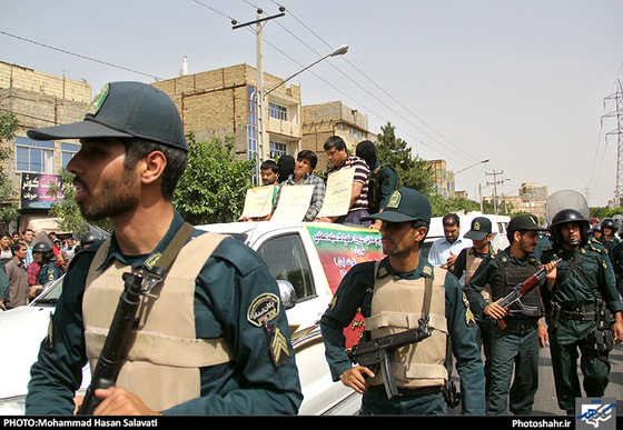 گزراش تصویری | طرح گرداندن اراذل و اوباش خطرناک در خیابان های مشهد مقدس |  عکس : محمد حسن صلواتی | شهرآرا