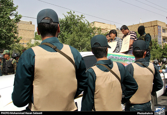 گزراش تصویری | طرح گرداندن اراذل و اوباش خطرناک در خیابان های مشهد مقدس |  عکس : محمد حسن صلواتی | شهرآرا