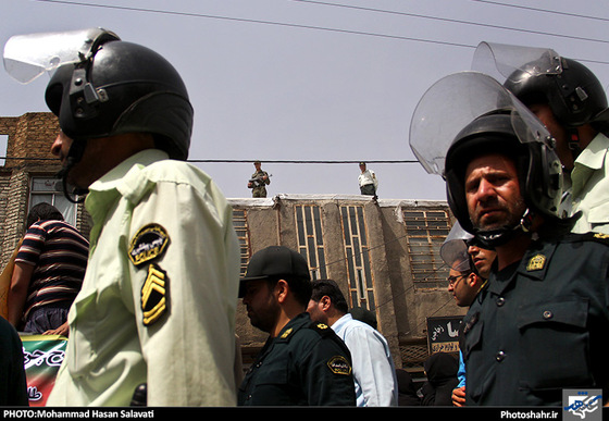 گزراش تصویری | طرح گرداندن اراذل و اوباش خطرناک در خیابان های مشهد مقدس |  عکس : محمد حسن صلواتی | شهرآرا