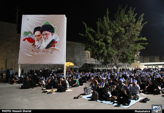 گزارش تصویری|مراسم احیای شب بیست و سوم ماه رمضان در اطراف حرم رضوی|عکس:حسین شریعت /شهرآرا