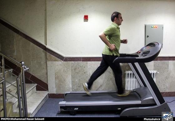 گزارش تصویری | یک افطاری ساده با آتش نشانان محله طرق | عکس:محمد حسن صلواتی /شهرآرا