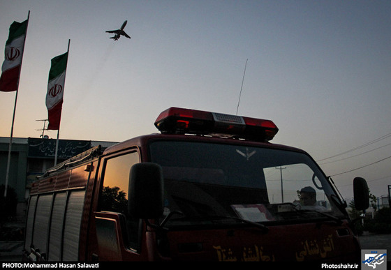 گزارش تصویری | یک افطاری ساده با آتش نشانان محله طرق | عکس:محمد حسن صلواتی /شهرآرا