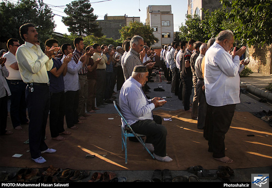 گزارش تصویری| نماز عید فطر در خیابان های شهر مشهد | عکس:محمد حسن صلواتی /شهرآرا