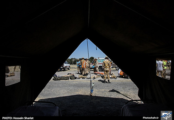 گزارش تصویری | مانور امداد و نجات تیپ 377 پیاده ارتش  | عکس :حسین شریعت /شهرآرا