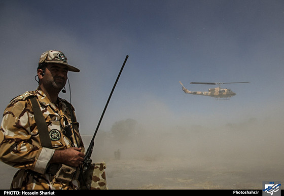 گزارش تصویری | مانور امداد و نجات تیپ 377 پیاده ارتش  | عکس :حسین شریعت /شهرآرا