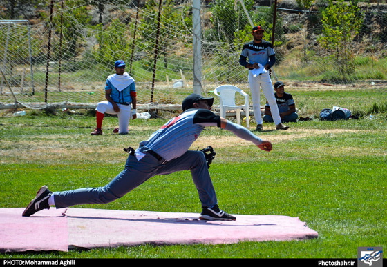 گزارش تصویری |مسابقات لیگ بیس بال در مشهد |  عکس : محمد عقیلی/شهرآرا