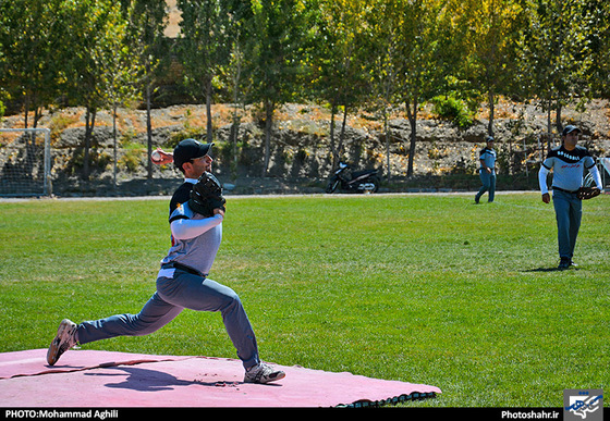 گزارش تصویری |مسابقات لیگ بیس بال در مشهد |  عکس : محمد عقیلی/شهرآرا