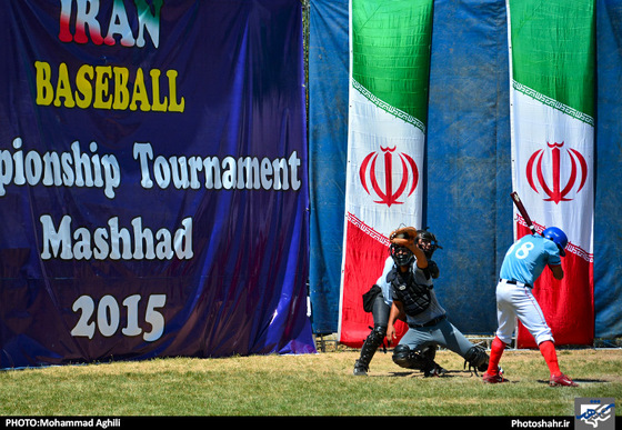 گزارش تصویری |مسابقات لیگ بیس بال در مشهد |  عکس : محمد عقیلی/شهرآرا