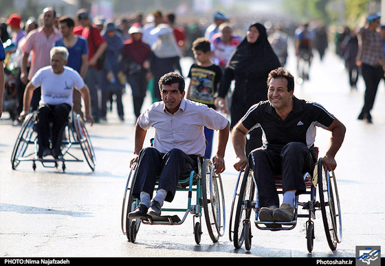 گزارش تصویری | همایش پیاده روی خانوادگی در مشهد | عکس:نیما نجف زاده /شهرآرا