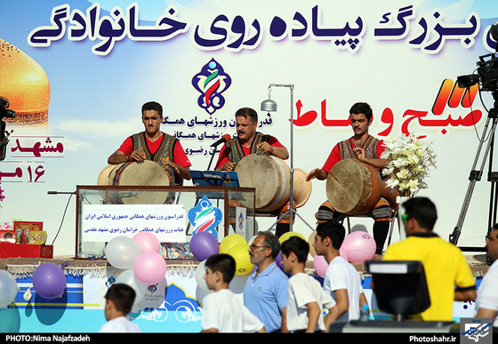 گزارش تصویری | همایش پیاده روی خانوادگی در مشهد | عکس:نیما نجف زاده /شهرآرا