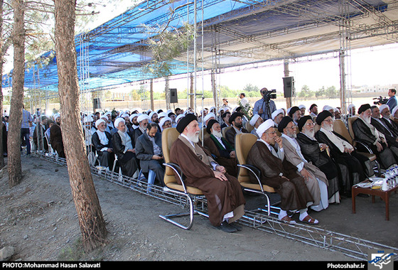 گزارش تصویری | مراسم کلنگ زنی مدرسه علمیه ثامن الحجج(ع) | عکس : محد حسن صلواتی / شهرآرا