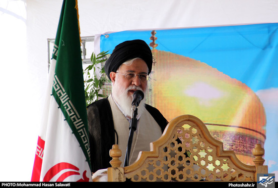 گزارش تصویری | مراسم کلنگ زنی مدرسه علمیه ثامن الحجج(ع) | عکس : محد حسن صلواتی / شهرآرا