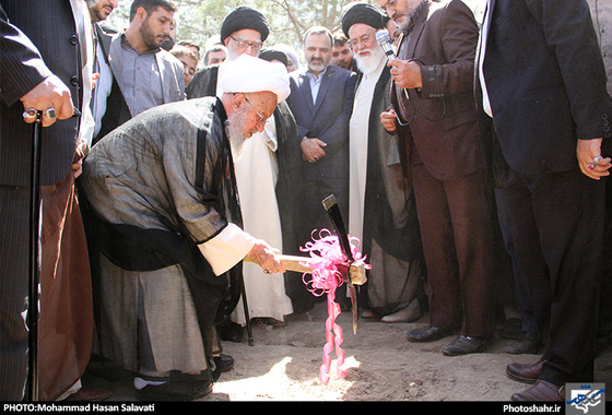 گزارش تصویری | مراسم کلنگ زنی مدرسه علمیه ثامن الحجج(ع) | عکس : محد حسن صلواتی / شهرآرا