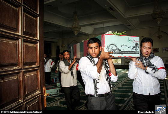 گزارش تصویری |  استقبال از 13 شهید گمنام خط شکن در مشهد | عکس:محمد حسن صلواتی / شهرآرا