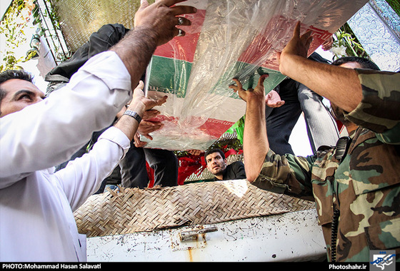 گزارش تصویری |  استقبال از 13 شهید گمنام خط شکن در مشهد | عکس:محمد حسن صلواتی / شهرآرا