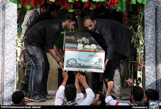 گزارش تصویری |  استقبال از 13 شهید گمنام خط شکن در مشهد | عکس:محمد حسن صلواتی / شهرآرا