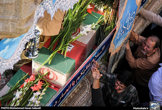 گزارش تصویری |  استقبال از 13 شهید گمنام خط شکن در مشهد | عکس:محمد حسن صلواتی / شهرآرا