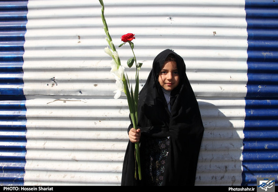 گزارش تصویری | مراسم گلباران حرم رضوی و آغاز جشن های دهه کرامت | عکس : حسین شریعت/ شهرآرا