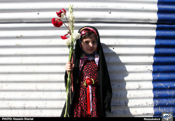گزارش تصویری | مراسم گلباران حرم رضوی و آغاز جشن های دهه کرامت | عکس : حسین شریعت/ شهرآرا