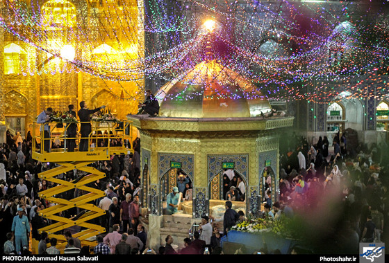 گزارش تصویری / حرم رضوی در شب میلاد امام رضا (ع) / عکس : محمد حسن صلواتی / شهرآرا