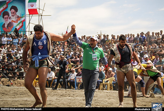 گزارش تصویری | مسابقات کشتی با چوخه | عکس : محمد حسن صلواتی/ شهرآرا 