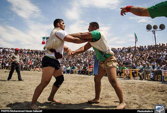 گزارش تصویری | مسابقات کشتی با چوخه | عکس : محمد حسن صلواتی/ شهرآرا 