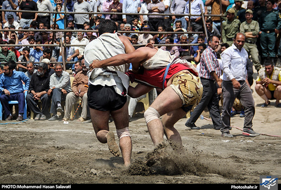 گزارش تصویری | مسابقات کشتی با چوخه | عکس : محمد حسن صلواتی/ شهرآرا 