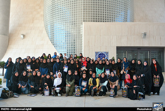 گزارش تصویری | همایش ثریا ، تقدیر از پیشتازان عرصه پیشرفت علمی مشهد | عکس : محمد عقیلی /شهرآرا