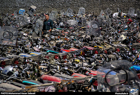 گزارش تصویری | پارکینگ موتورهای توقیفی در مشهد | عکس :محمد حسن صلواتی /شهرآرا