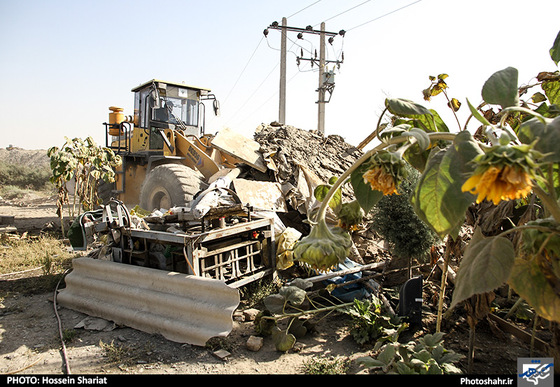 گزارش تصویری | تخریب ساخت و سازها غیرمجاز اطراف کشف رود | عکس : حسین شریعت /شهرآرا