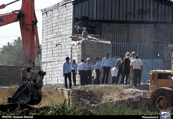 گزارش تصویری | تخریب ساخت و سازها غیرمجاز اطراف کشف رود | عکس : حسین شریعت /شهرآرا