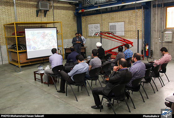 گزارش تصویری | بازدید شهرآرایی ها از قطار شهری مشهد | عکس : محمد حسن صلواتی / شهرآرا