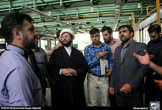 گزارش تصویری | بازدید شهرآرایی ها از قطار شهری مشهد | عکس : محمد حسن صلواتی / شهرآرا